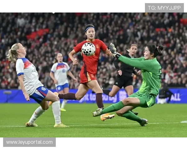 中国女足0-8英格兰女足，遭遇友谊赛惨败